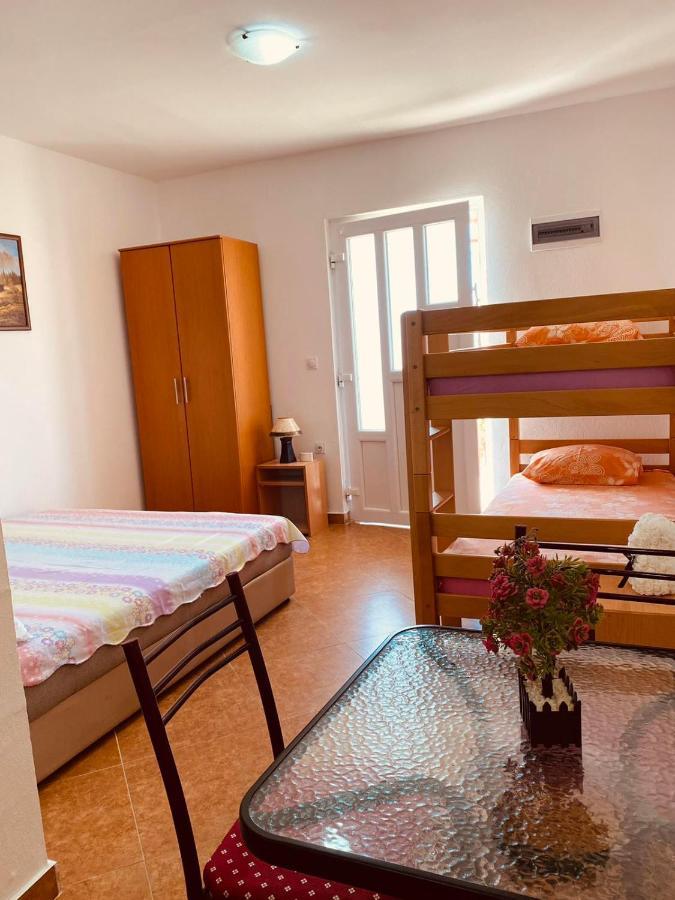 Djonovic Apartments Bar Εξωτερικό φωτογραφία